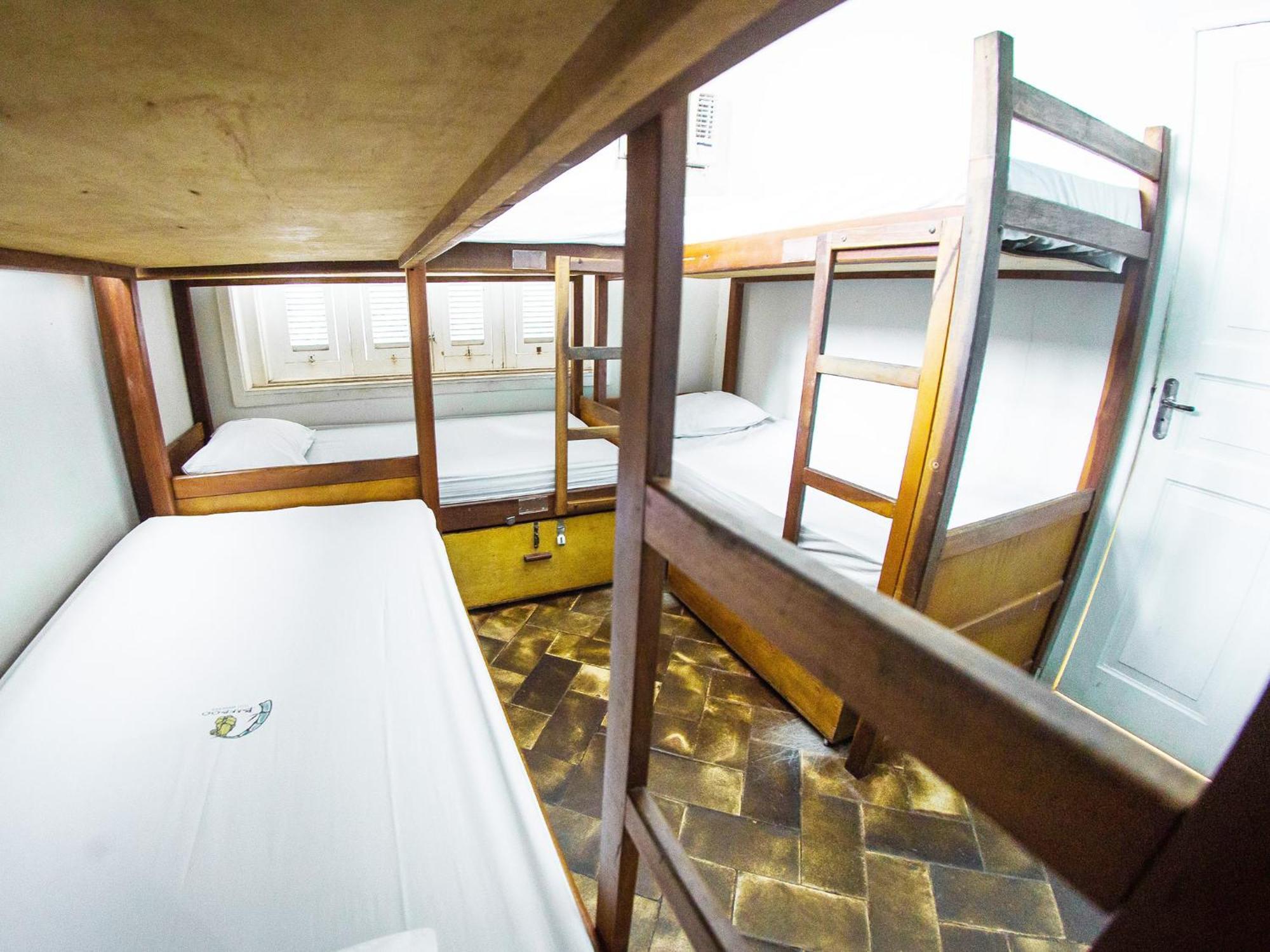 Single Bed Mixed Dormitory Room
